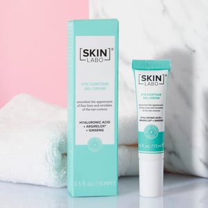 SKINLABO-CREMA-GEL-CONTORNO-OCCHI-CON-ACIDO-IALURONICO-15 ml-AMBIENTATA
