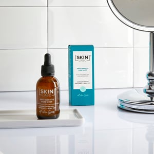 SKINLABO-SHOT-CONCENTRATO-ANTIGRAVITA-AMBIENTATA