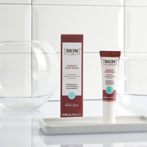 SKINLABO-SIERO-EXTRALIFT-BOOST-AI-POLIFENOLI-15 ml-AMBIENTATA